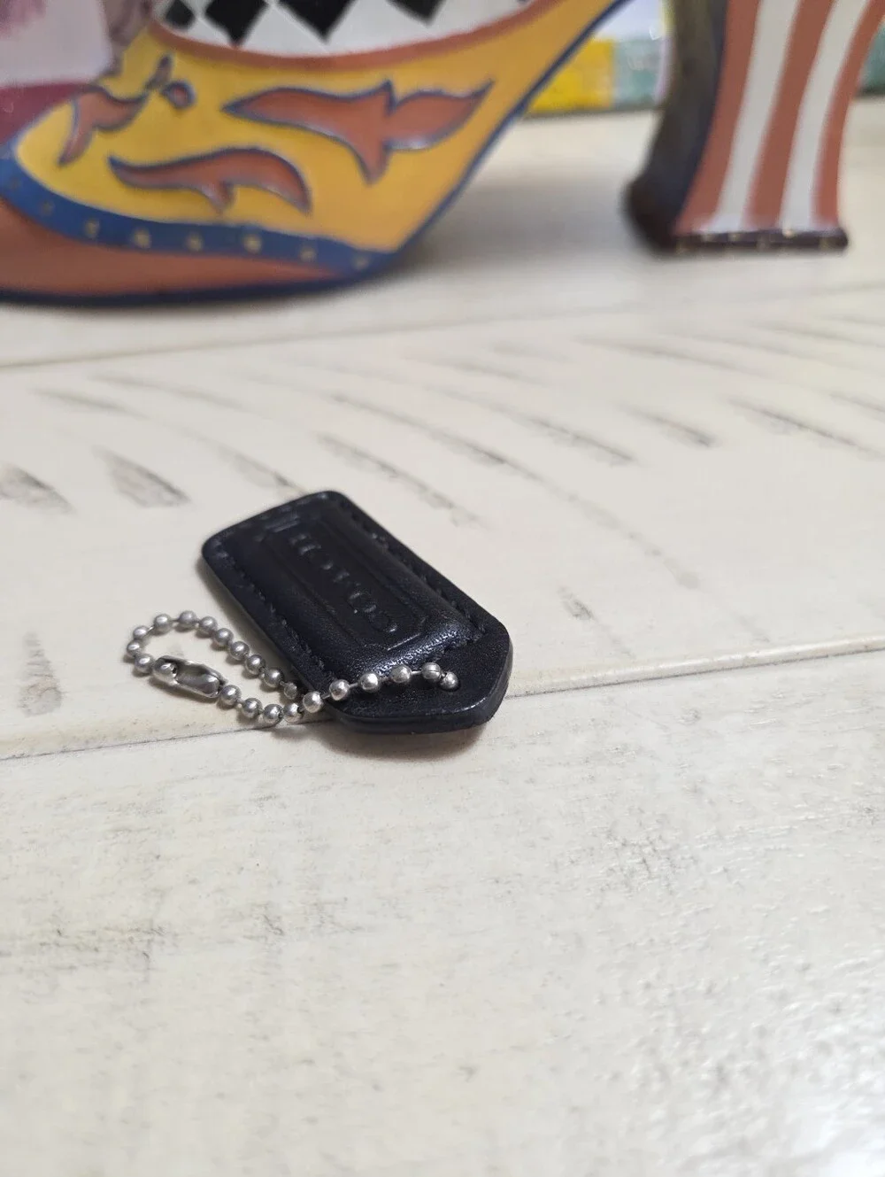 Coach Black Leather HangTag, EUC